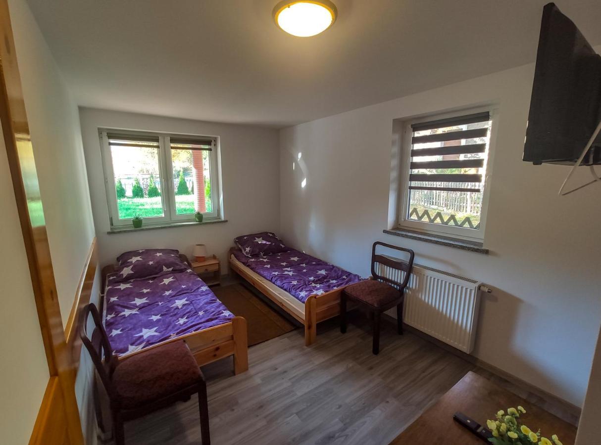 Koniczynka Hotel Ściegny Екстериор снимка