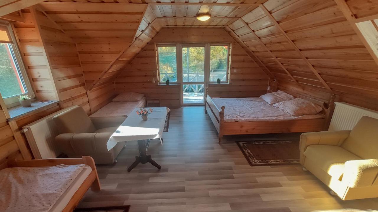 Koniczynka Hotel Ściegny Екстериор снимка