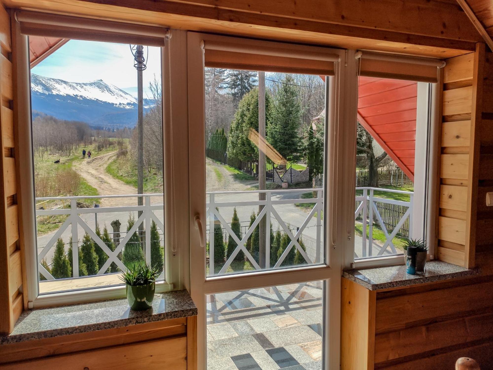 Koniczynka Hotel Ściegny Екстериор снимка